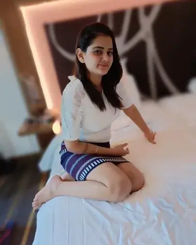 Escort Service In Ghansawangi
